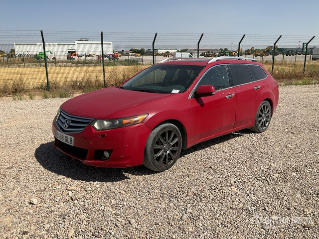 2009 Honda Accord Tourer Automobile - Voiture: photos 3 2009 Honda Accord Tourer Automobile - Voiture: photos 3