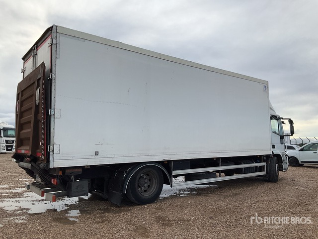 2015 Iveco Eurocargo 180E28 4x2 Refrigerated Truck - Camion frigorifique: photos 3 2015 Iveco Eurocargo 180E28 4x2 Refrigerated Truck - Camion frigorifique: photos 3