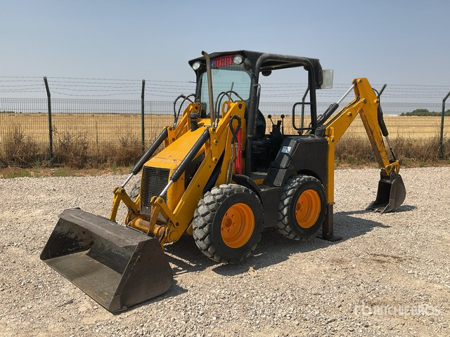 2016 JCB 1CX 4x4 Backhoe Loader - Broyeur/ Épareuse: photos 2 2016 JCB 1CX 4x4 Backhoe Loader - Broyeur/ Épareuse: photos 2