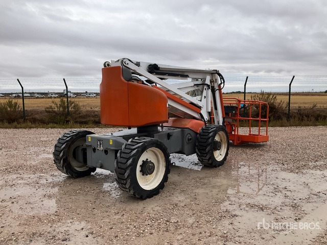 2018 Snorkel A46JRT 4WD Diesel Articulating Boom Lift - Nacelle articulée: photos 1 2018 Snorkel A46JRT 4WD Diesel Articulating Boom Lift - Nacelle articulée: photos 1