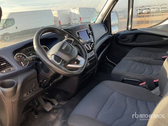 Camion fourgon 2020 Iveco Daily 70C18 4x2 Van Truck: photos 6 Camion fourgon 2020 Iveco Daily 70C18 4x2 Van Truck: photos 6