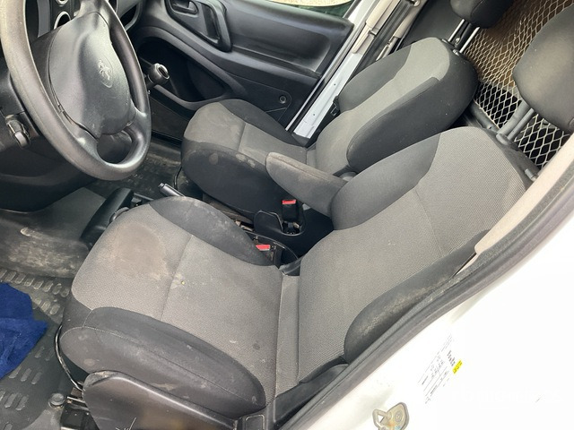 2018 Peugeot Partner Van Truck - Autre matériel: photos 4 2018 Peugeot Partner Van Truck - Autre matériel: photos 4