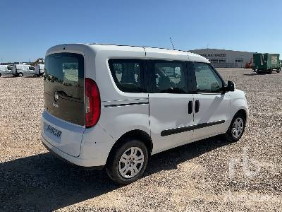 FIAT DOBLO Doblo Multijet 5 - Voiture: photos 3 FIAT DOBLO Doblo Multijet 5 - Voiture: photos 3