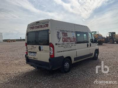 RENAULT BOXER - Camion fourgon: photos 3 RENAULT BOXER - Camion fourgon: photos 3