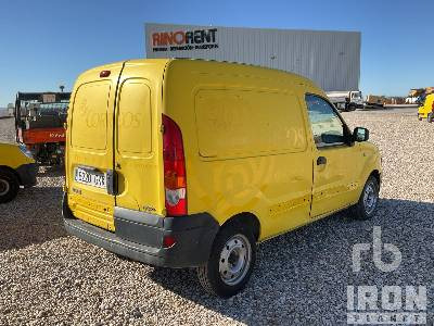 RENAULT KANGOO - Fourgon utilitaire: photos 3 RENAULT KANGOO - Fourgon utilitaire: photos 3
