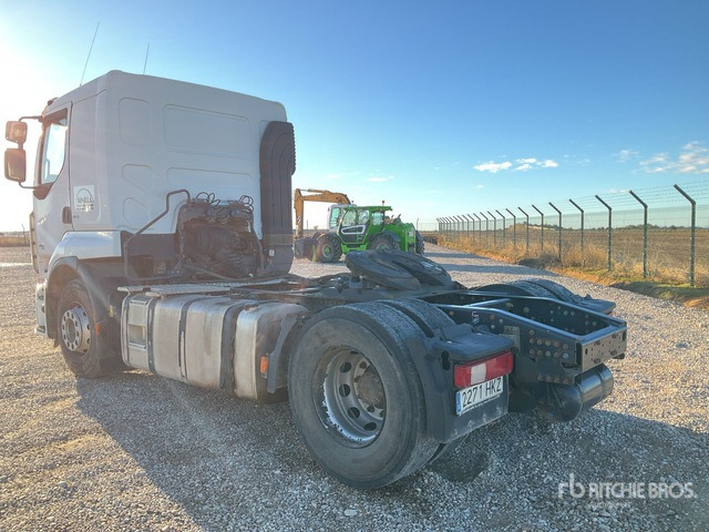 2012 Renault Premium 460.18 4x2 S/A Sleeper Truck Tractor - Tracteur routier: photos 3 2012 Renault Premium 460.18 4x2 S/A Sleeper Truck Tractor - Tracteur routier: photos 3
