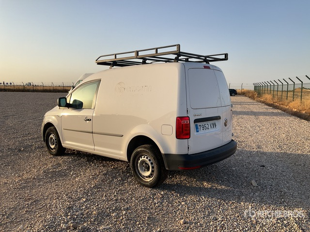2019 Volkswagen Caddy 4x4 Cargo Van - Véhicule utilitaire: photos 3 2019 Volkswagen Caddy 4x4 Cargo Van - Véhicule utilitaire: photos 3