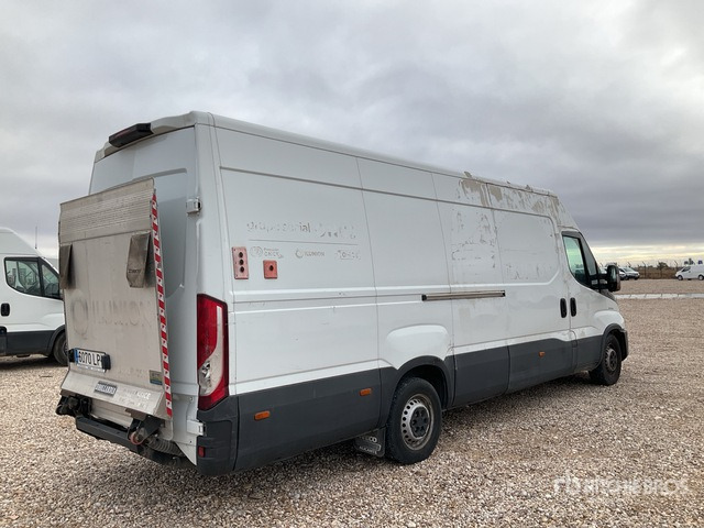 2021 Iveco Daily 35S18 Cargo Van - Véhicule utilitaire: photos 4 2021 Iveco Daily 35S18 Cargo Van - Véhicule utilitaire: photos 4