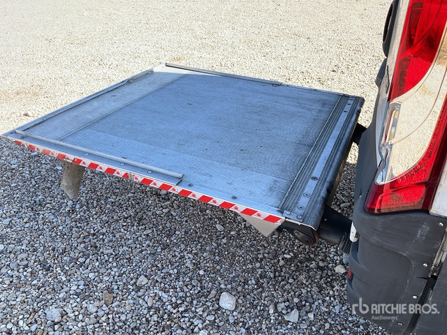 2021 Iveco Daily 35S18 Cargo Van - Véhicule utilitaire: photos 5 2021 Iveco Daily 35S18 Cargo Van - Véhicule utilitaire: photos 5