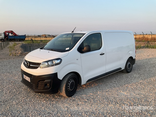 2021 Opel Vivaro Cargo Van - Véhicule utilitaire: photos 1 2021 Opel Vivaro Cargo Van - Véhicule utilitaire: photos 1