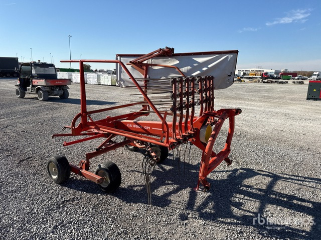 1999 Kuhn GA 3501 GM Hay Rake - Faneuse: photos 2 1999 Kuhn GA 3501 GM Hay Rake - Faneuse: photos 2