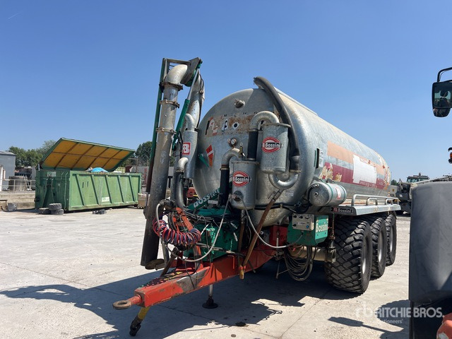 2006 Bossini B260H 20260 L Tri/A Tanker Trailer - Remorque citerne: photos 4 2006 Bossini B260H 20260 L Tri/A Tanker Trailer - Remorque citerne: photos 4