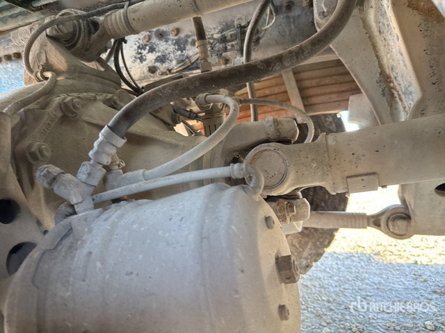 2006 Scania R470 6x4 Mixer Truck - Camion malaxeur: photos 5 2006 Scania R470 6x4 Mixer Truck - Camion malaxeur: photos 5