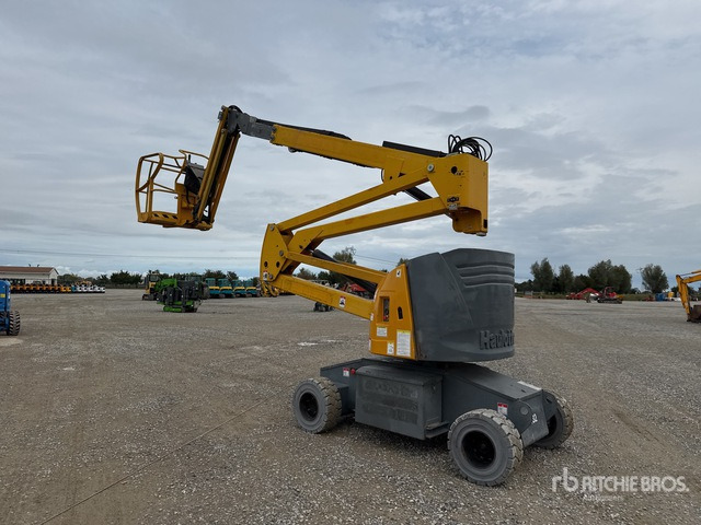 2007 Haulotte HA15IP Piattaforma monobraccio articolata - Nacelle articulée: photos 3 2007 Haulotte HA15IP Piattaforma monobraccio articolata - Nacelle articulée: photos 3