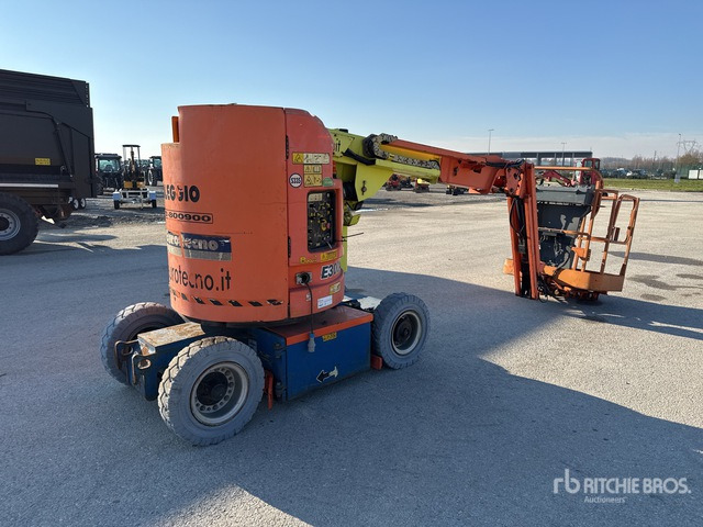 2007 JLG E300 AJP Electric (Inoperable) Articulating Boom Lift - Nacelle articulée: photos 4 2007 JLG E300 AJP Electric (Inoperable) Articulating Boom Lift - Nacelle articulée: photos 4