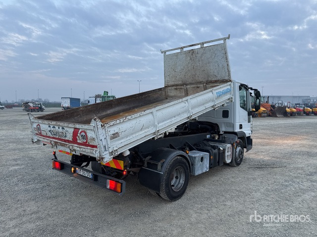 2008 Iveco Eurocargo 75E16 4x2 Dump Truck: Light Duty - Camion benne: photos 3 2008 Iveco Eurocargo 75E16 4x2 Dump Truck: Light Duty - Camion benne: photos 3