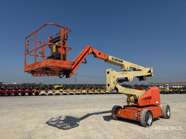 2008 JLG E450AJ Piattaforma monobraccio articolata - Nacelle articulée: photos 1 2008 JLG E450AJ Piattaforma monobraccio articolata - Nacelle articulée: photos 1