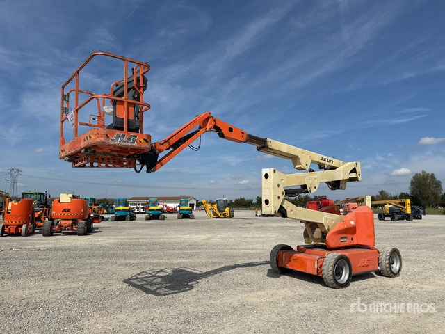 2008 JLG E450AJ V A069 Piattaforma monobraccio articolata - Nacelle articulée: photos 2 2008 JLG E450AJ V A069 Piattaforma monobraccio articolata - Nacelle articulée: photos 2