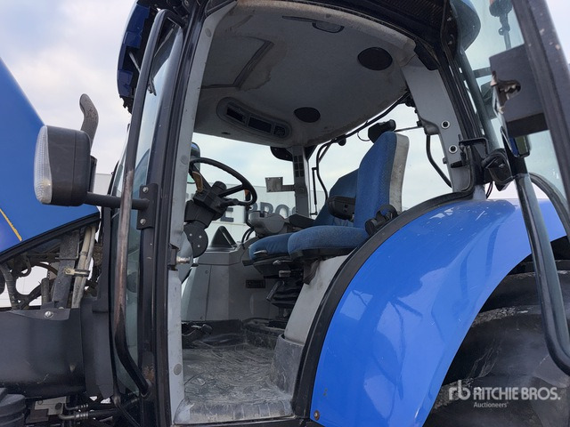 2008 New Holland 7060 4WD Tractor - Tracteur agricole: photos 5 2008 New Holland 7060 4WD Tractor - Tracteur agricole: photos 5