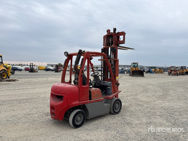 2009 Nissan Y1D2A250 2250 kg Forklift - Chariot élévateur diesel: photos 3 2009 Nissan Y1D2A250 2250 kg Forklift - Chariot élévateur diesel: photos 3