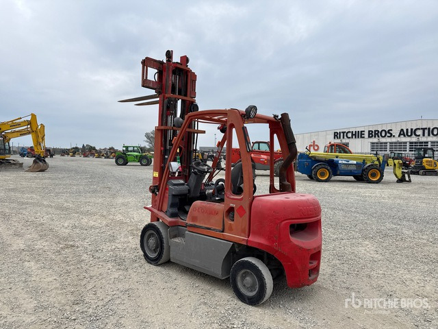 2009 Nissan Y1D2A250 2250 kg Forklift - Chariot élévateur diesel: photos 2 2009 Nissan Y1D2A250 2250 kg Forklift - Chariot élévateur diesel: photos 2
