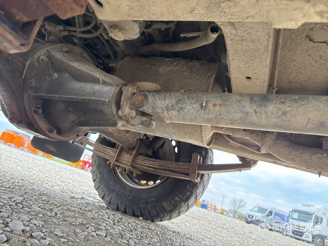 2010 Iveco Massif 4x4 SUV - SUV: photos 5 2010 Iveco Massif 4x4 SUV - SUV: photos 5