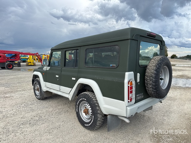 2010 Iveco Massif 4x4 SUV - SUV: photos 3 2010 Iveco Massif 4x4 SUV - SUV: photos 3