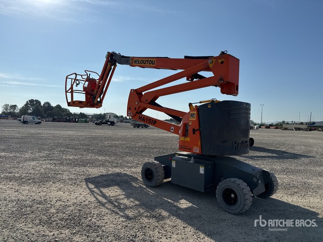 2011 Haulotte HA15IP Electric Articulating Boom Lift - Nacelle articulée: photos 3 2011 Haulotte HA15IP Electric Articulating Boom Lift - Nacelle articulée: photos 3