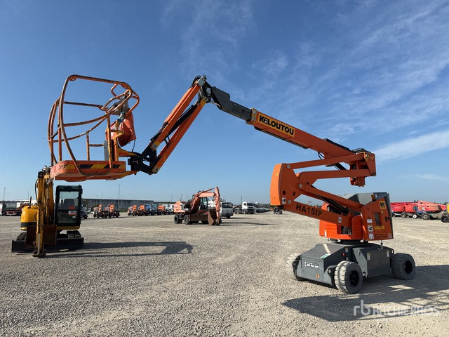 2011 Haulotte HA15IP Electric Articulating Boom Lift - Nacelle articulée: photos 1 2011 Haulotte HA15IP Electric Articulating Boom Lift - Nacelle articulée: photos 1