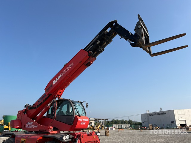 2011 Manitou MRT2150 Telehandler - Chariot télescopique: photos 5 2011 Manitou MRT2150 Telehandler - Chariot télescopique: photos 5