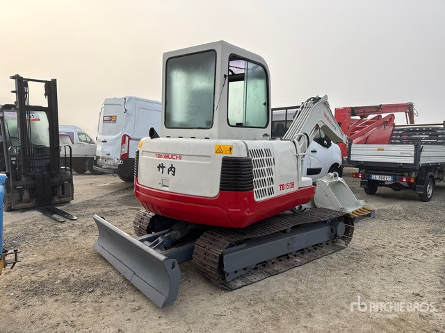 2011 Takeuchi TB150C (Inoperable) Mini Excavator: <6.6t - Mini pelle: photos 3 2011 Takeuchi TB150C (Inoperable) Mini Excavator: <6.6t - Mini pelle: photos 3