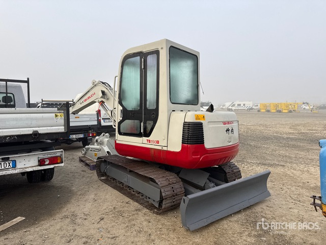 2011 Takeuchi TB150C (Inoperable) Mini Excavator: <6.6t - Mini pelle: photos 4 2011 Takeuchi TB150C (Inoperable) Mini Excavator: <6.6t - Mini pelle: photos 4