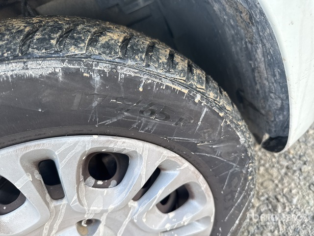 2013 Fiat Panda Automobile - Voiture: photos 4 2013 Fiat Panda Automobile - Voiture: photos 4