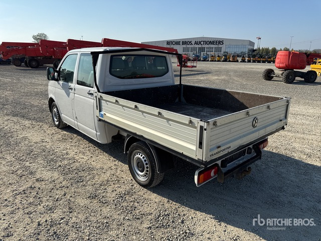 2014 Volkswagen Transporter Crew Cab Flatbed Truck - Utilitaire plateau: photos 3 2014 Volkswagen Transporter Crew Cab Flatbed Truck - Utilitaire plateau: photos 3