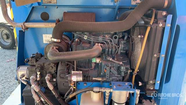 2015 Genie Z-34/22 (Inoperable) Articulating Boom Lift - Nacelle articulée: photos 5 2015 Genie Z-34/22 (Inoperable) Articulating Boom Lift - Nacelle articulée: photos 5