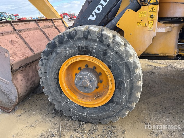 2015 Volvo L45G Wheel Loader - Chargeuse sur pneus: photos 4 2015 Volvo L45G Wheel Loader - Chargeuse sur pneus: photos 4