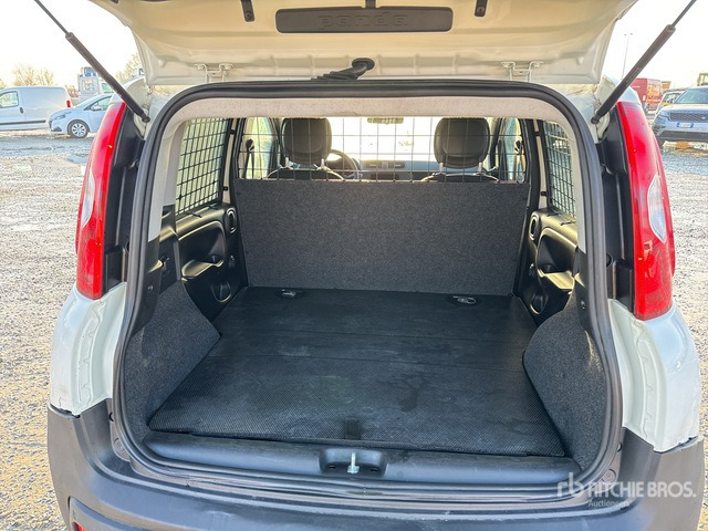 2016 Fiat Panda 1.3 MJT 80CV SES POP Van Truck - Camion fourgon: photos 4 2016 Fiat Panda 1.3 MJT 80CV SES POP Van Truck - Camion fourgon: photos 4