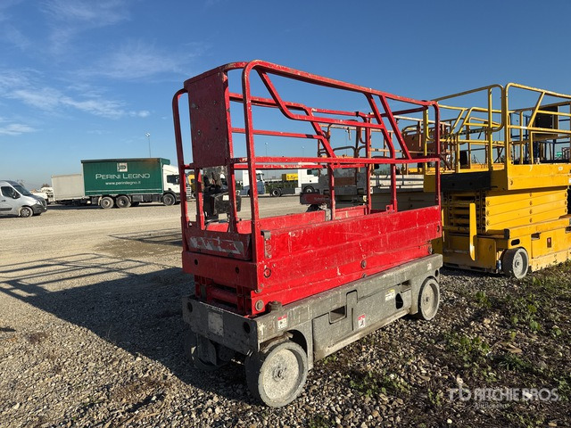2016 Haulotte Compact 8 Electric (Inoperable) Scissor Lift - Nacelle ciseaux: photos 3 2016 Haulotte Compact 8 Electric (Inoperable) Scissor Lift - Nacelle ciseaux: photos 3