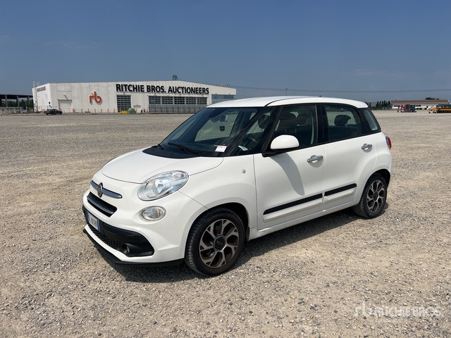 2017 Fiat 500L Automobile - Voiture: photos 1 2017 Fiat 500L Automobile - Voiture: photos 1