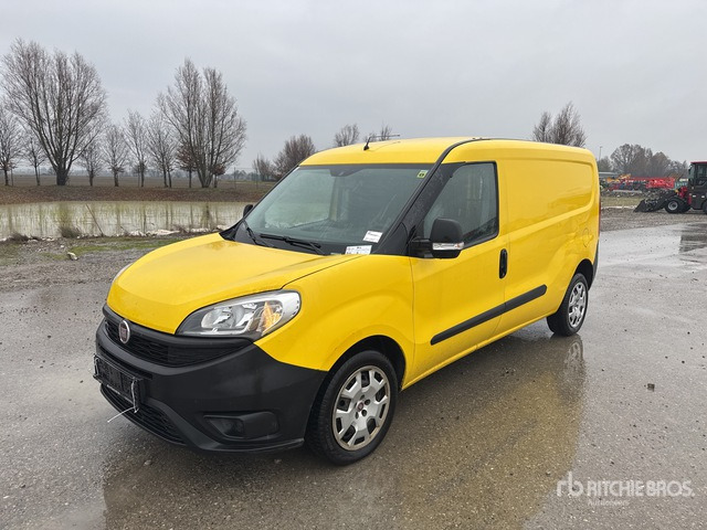 2017 Fiat Doblo Van Truck - Camion fourgon: photos 1 2017 Fiat Doblo Van Truck - Camion fourgon: photos 1