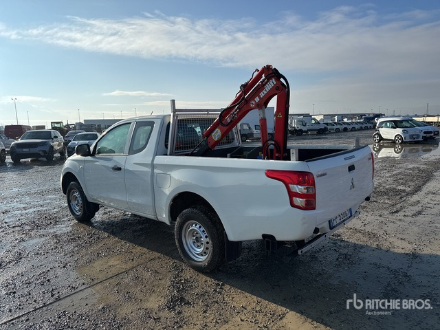 2018 Mitsubishi L200 Extended Cab 2.4 DI-D CLUB CAB ... Pickup - Pick-up: photos 2 2018 Mitsubishi L200 Extended Cab 2.4 DI-D CLUB CAB ... Pickup - Pick-up: photos 2