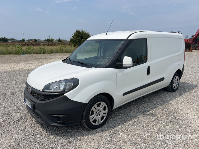 2019 Fiat Doblo Cargo Van Truck - Fourgon utilitaire: photos 3 2019 Fiat Doblo Cargo Van Truck - Fourgon utilitaire: photos 3