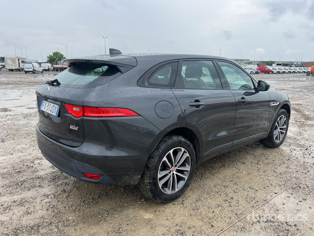 2019 Jaguar F-Pace 2.0D I4 180CV R-SPORT AWD (Inop ... SUV - SUV: photos 5 2019 Jaguar F-Pace 2.0D I4 180CV R-SPORT AWD (Inop ... SUV - SUV: photos 5