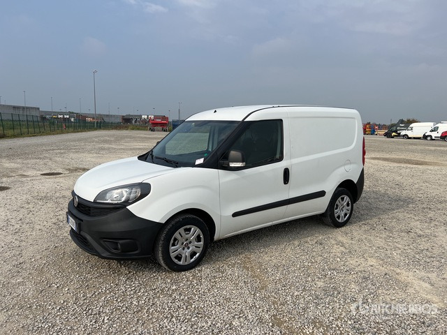 2021 Fiat Doblo CARGO CH1 LOUNGE 1.3 MJET 95CV ... Van Truck - Fourgon utilitaire: photos 1 2021 Fiat Doblo CARGO CH1 LOUNGE 1.3 MJET 95CV ... Van Truck - Fourgon utilitaire: photos 1