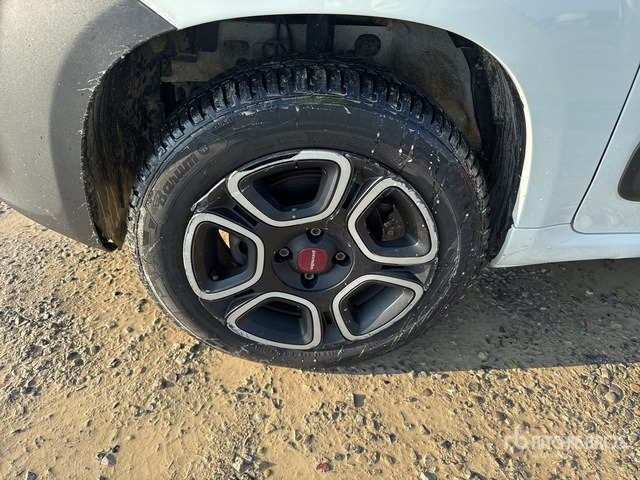 Camion fourgon 2021 Fiat Panda 900CC 85CV VAN E6D SeS 4X4 2P Van Truck: photos 6