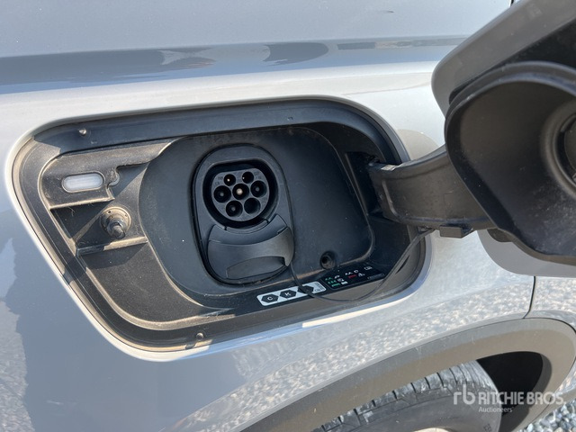 2023 Audi Q4 Electric E-TRON SUV - SUV: photos 4 2023 Audi Q4 Electric E-TRON SUV - SUV: photos 4