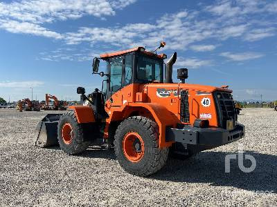 DOOSAN DL-250-5 - Chargeuse sur pneus: photos 2 DOOSAN DL-250-5 - Chargeuse sur pneus: photos 2