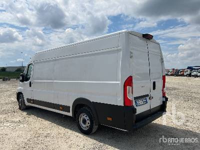 FIAT DUCATO 35 XLH2 2.3 MTJ 160CV E6D - Camion fourgon: photos 2 FIAT DUCATO 35 XLH2 2.3 MTJ 160CV E6D - Camion fourgon: photos 2