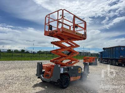 HAULOTTE COMPACT 10D Diesel - Nacelle ciseaux: photos 4 HAULOTTE COMPACT 10D Diesel - Nacelle ciseaux: photos 4