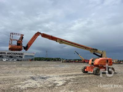 JLG 860SJ Diesel - Nacelle articulée: photos 1 JLG 860SJ Diesel - Nacelle articulée: photos 1
